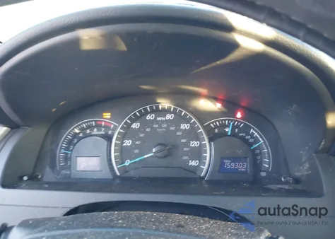 2013 Toyota Camry Le z USA, uszkodzony, nr VIN 4T4BF1FK7DR323886